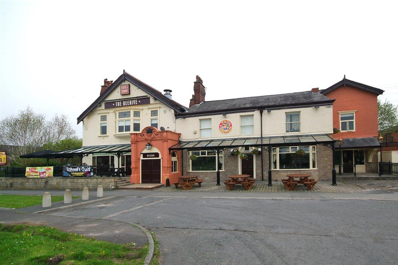 Premier Inn Bolton West Exterior photo