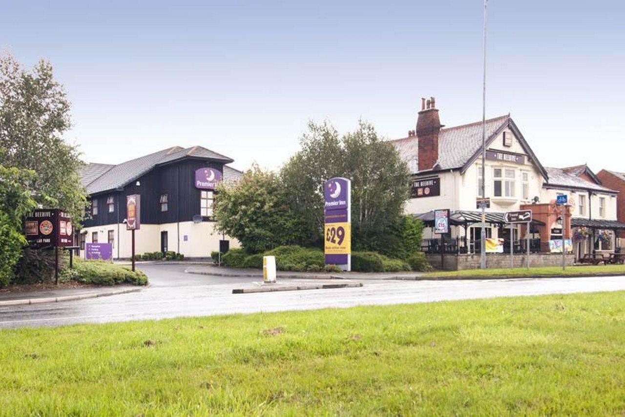 Premier Inn Bolton West Exterior photo